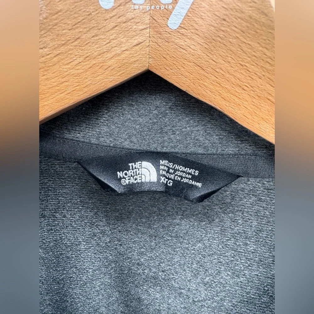 The North Face Performance Active 1/4 Zip Long Sleeve Gray Mens Size XL - Picture 3 of 8